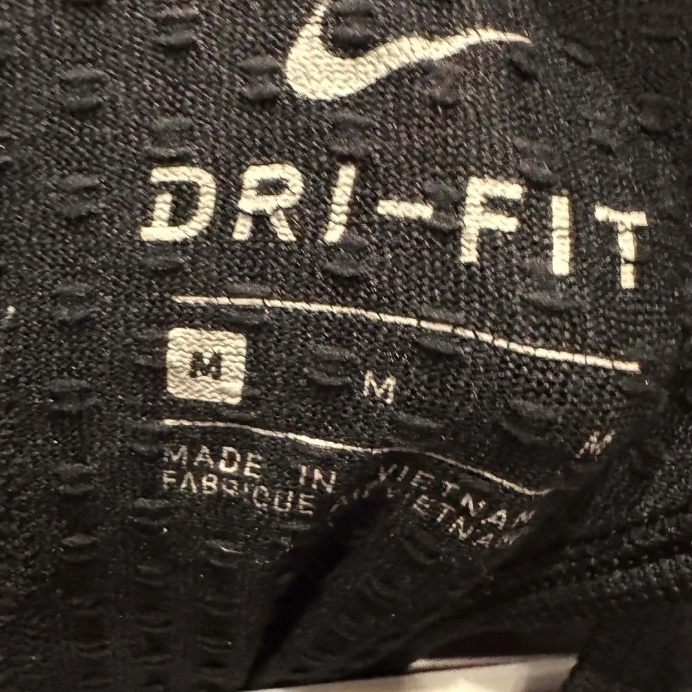 Nike Black Tank Top MEDIUM dri fit